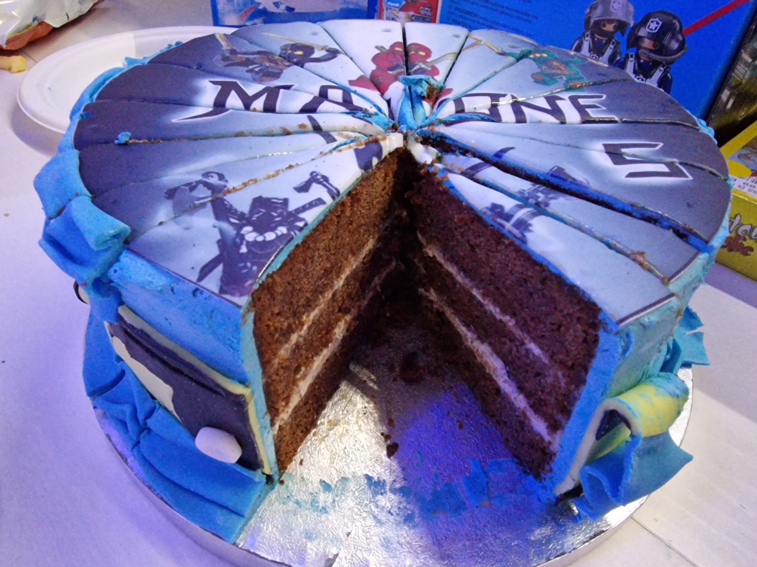gateau ninjago violet